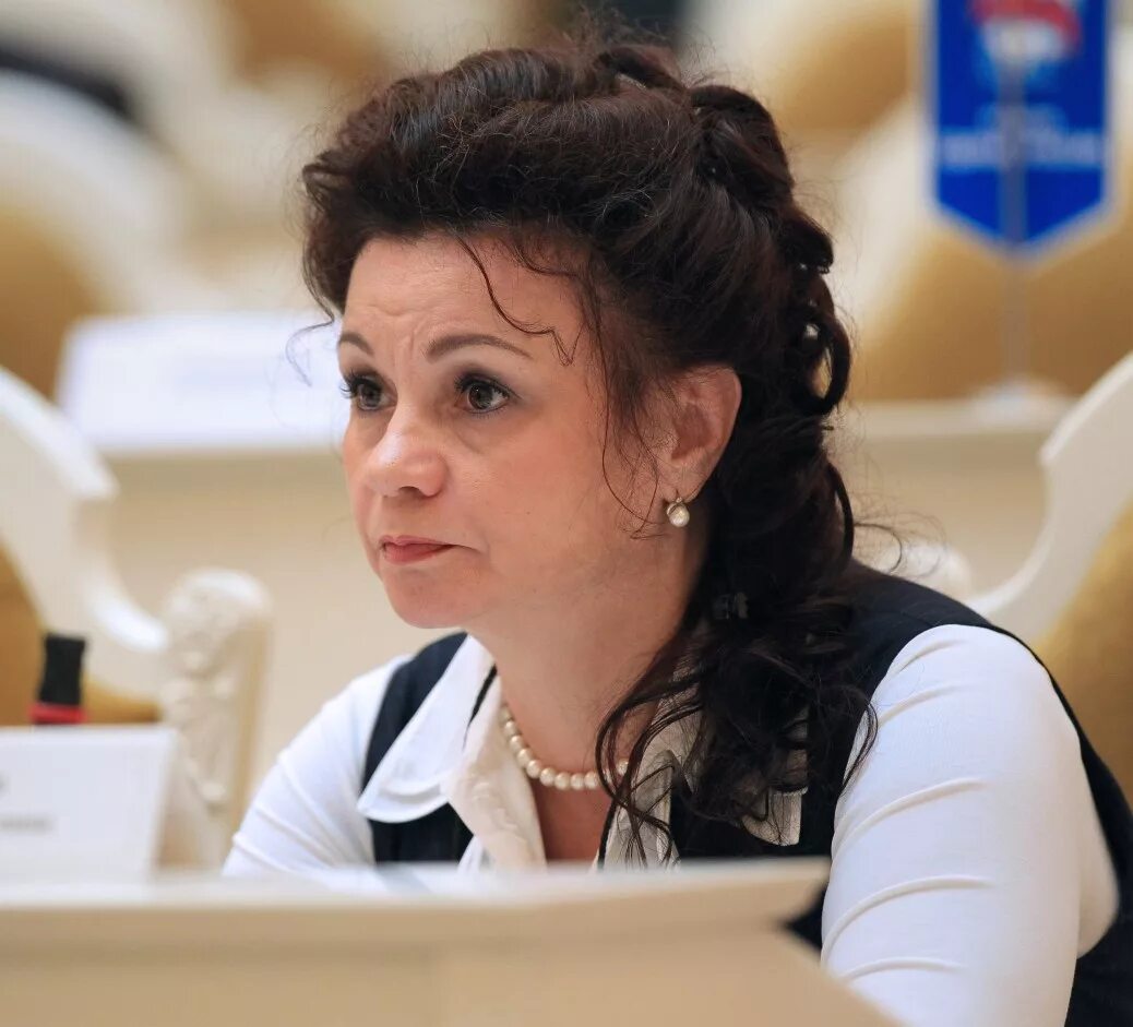 Депутат рахова. Депутат рахова. Депутат рахова. Депутат рахова. Депутат закс спб рахова.