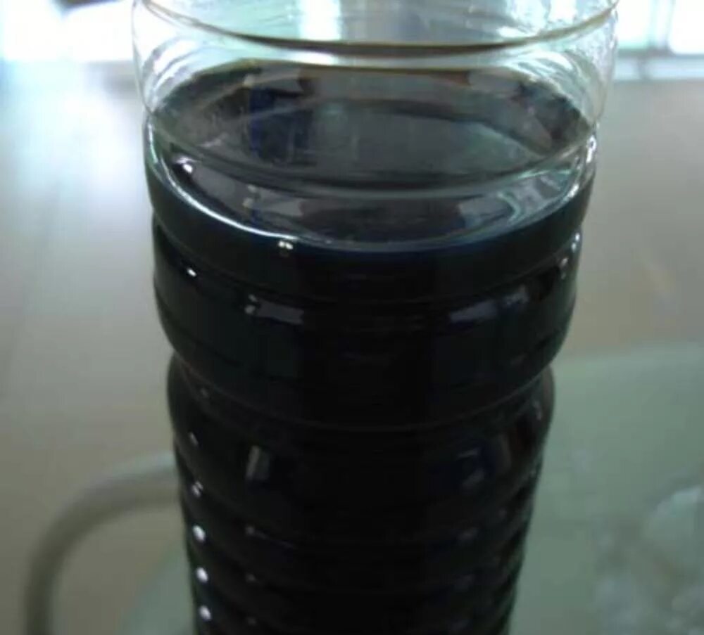 Темное печное топливо. Мазут м100 в бочках. Мазут применение. Топочный мазут. Мазут это топливо.