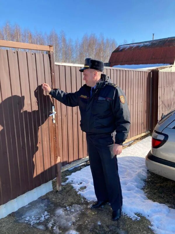 Областная коллегия адвокатов. Судебные исполнители гродно. Костюм мчс для чс. Руставски юстиция. Следователь ск.