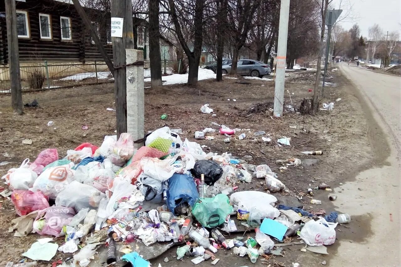 Несанкционированная свалка в городе