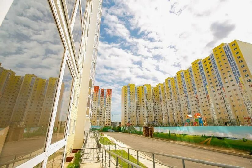 Жк первый зеленоградский. Голубое первый зеленоградский. Парковый бульвар 2к5 голубое. Д. Москва первый зеленоградский.