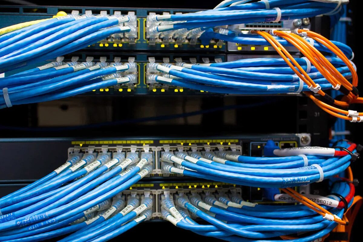 структурированная кабельная система. скс слаботочные системы. структурированная кабельная система для лвс. проектирование кабельных систем. монтаж слаботочных систем.
