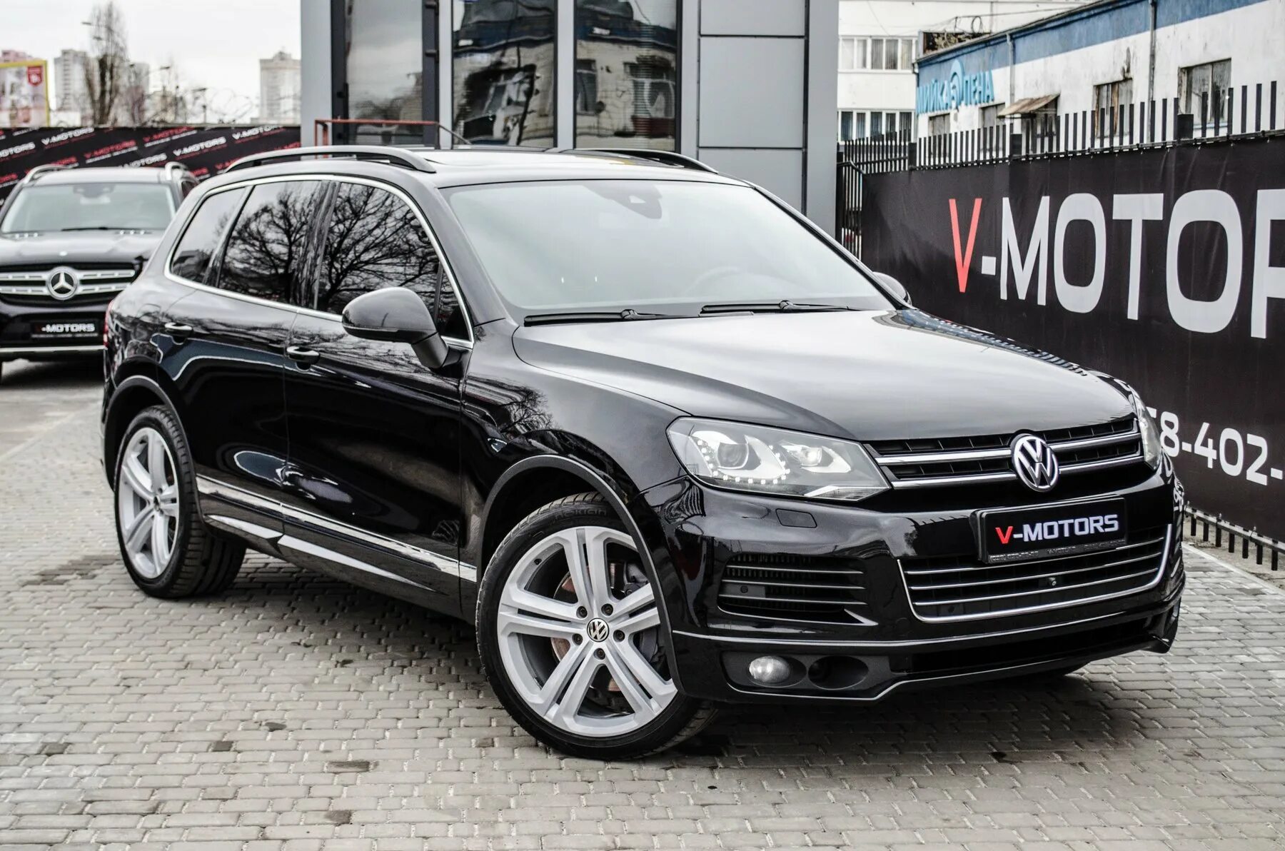 Touareg nf. Чёрный volkswagen touareg ii. Фольксваген нф. Фольксваген туарег в6. Volkswagen touareg r line r21.