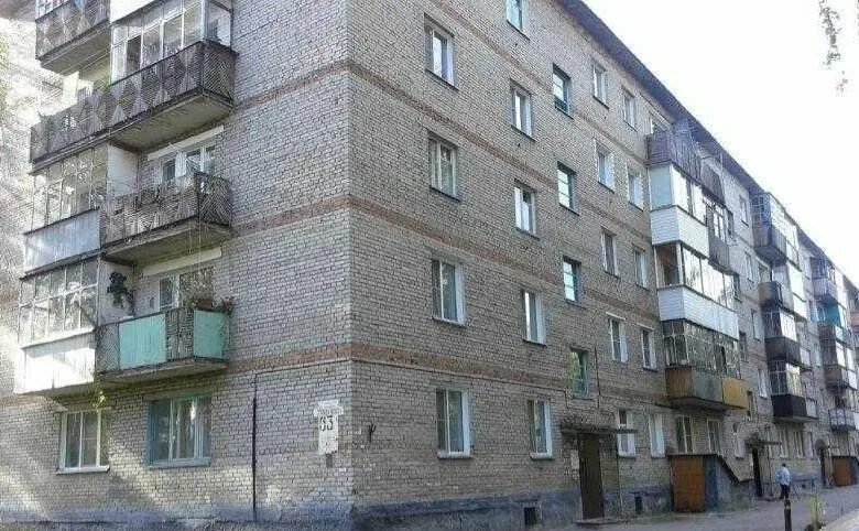 Новоуральская 13 новосибирск пашино. Двор без машин концепция. Стоимость квартиры в пашино 1 комнатная. Солидарности 103а. Жк крылья двор.