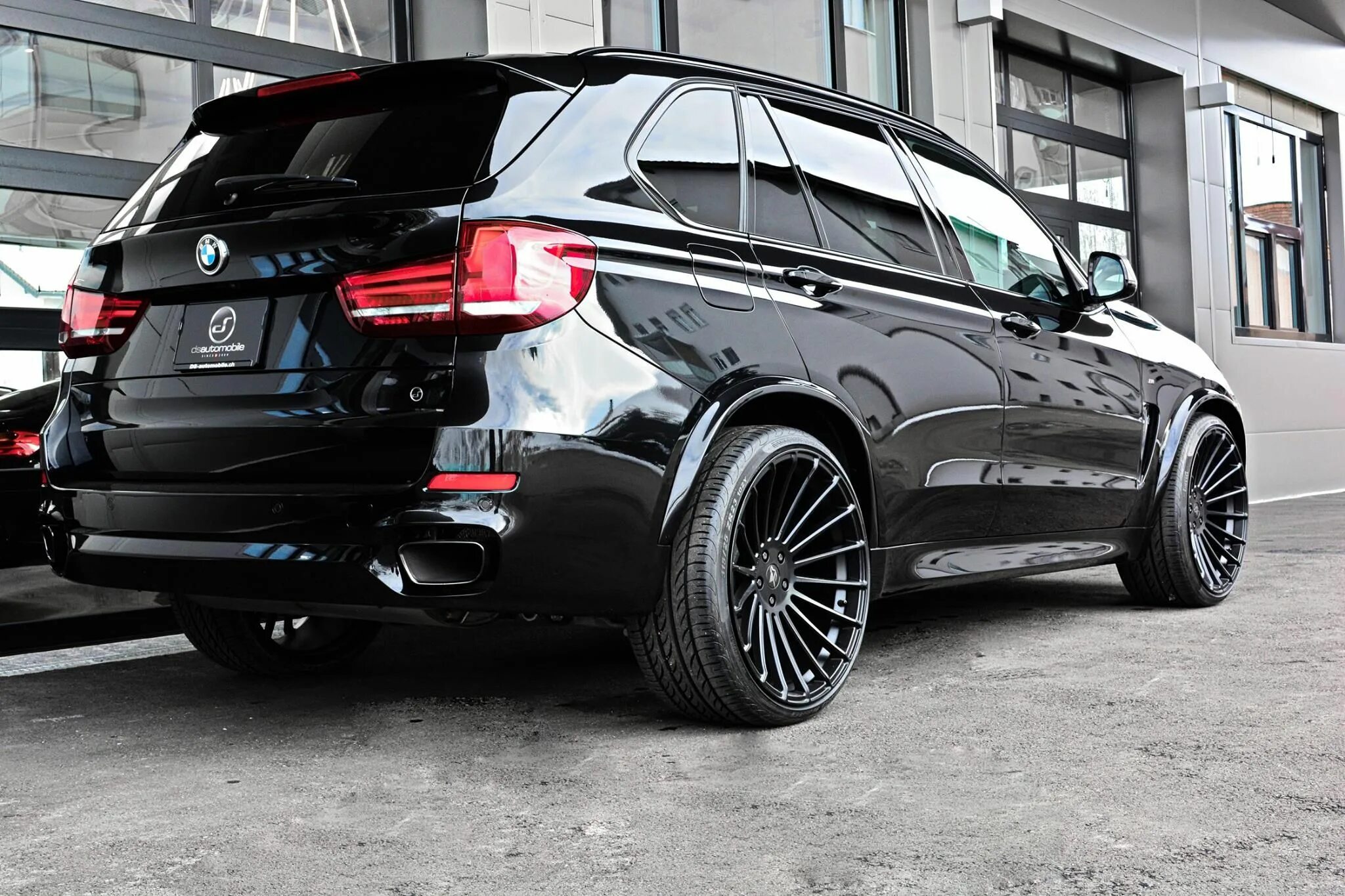 X5 m performance
