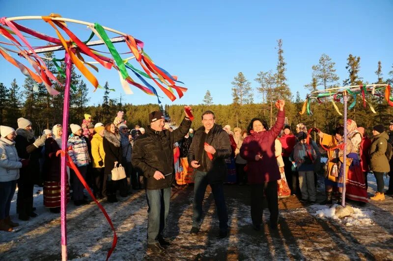 полярные зори мурманская область. полярные зори достопримечательности. погода в полярных зорях на день. г апатиты мурманская область. полярные зори город в мурманской обл.