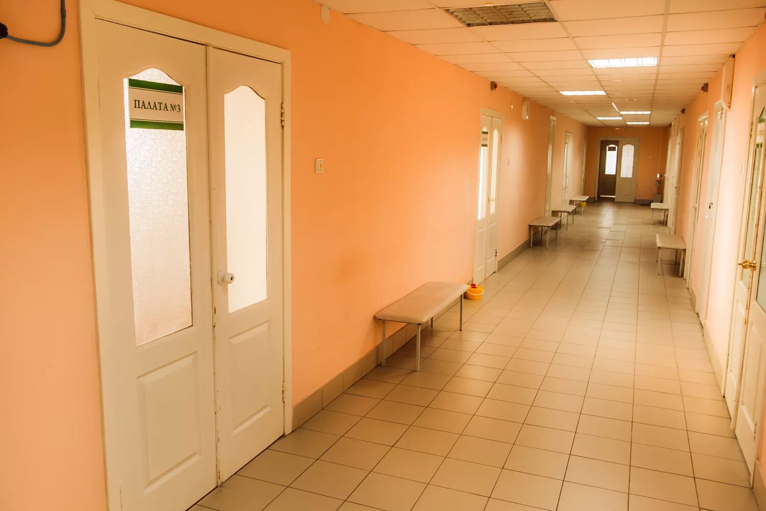 Фото арамильской больницы. Гауз со "арамильская гб". Детская поликлиника арамиль. Детская поликлиника арамиль. Арамильская больница паллиативное отделение.