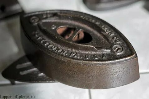 Среди моделей утюгов встречаются такие у которых