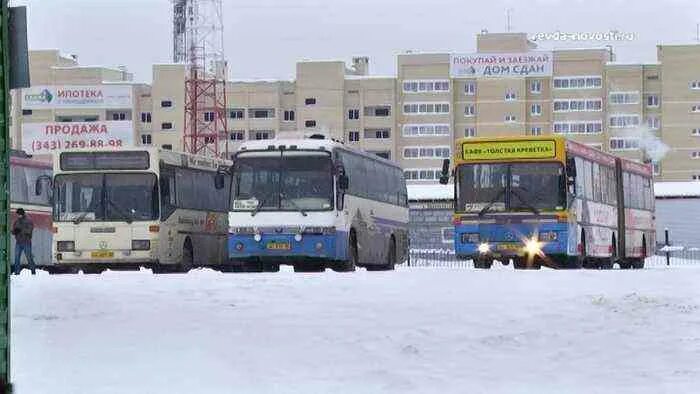 Ревда екатеринбург 151. 32. Автобус 151 ревда екатеринбург. Новые автобусы. Автовокзал ревда.