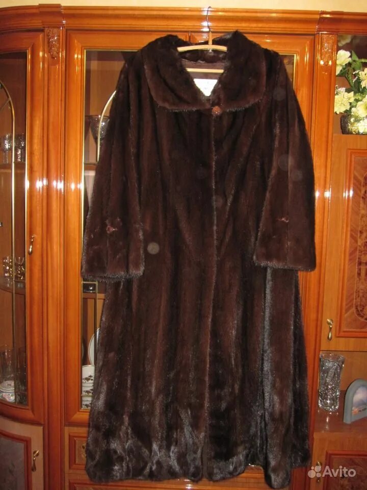 Скупка норковых шуб. Норковые шубы 54-56 размер. Шуба доха из акрила. Авито шубы 54 размера. Шуба 54 размера.