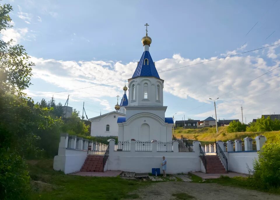 Село акшуат ульяновская область. Жадовская пустынь ульяновская область. Поселок самородки ульяновская область. Жадовский родник. Мужской монастырь в жадовке ульяновская область.