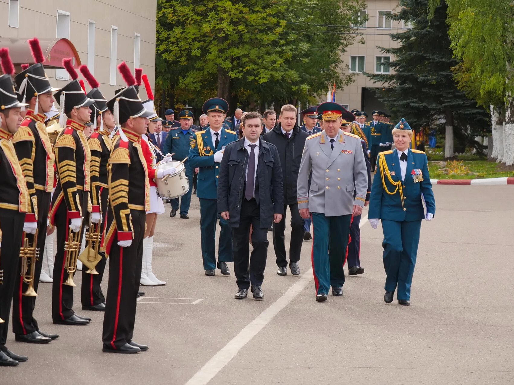 День города иваново. Население города иваново. Иваново население. День основания иваново. Площади города иваново.
