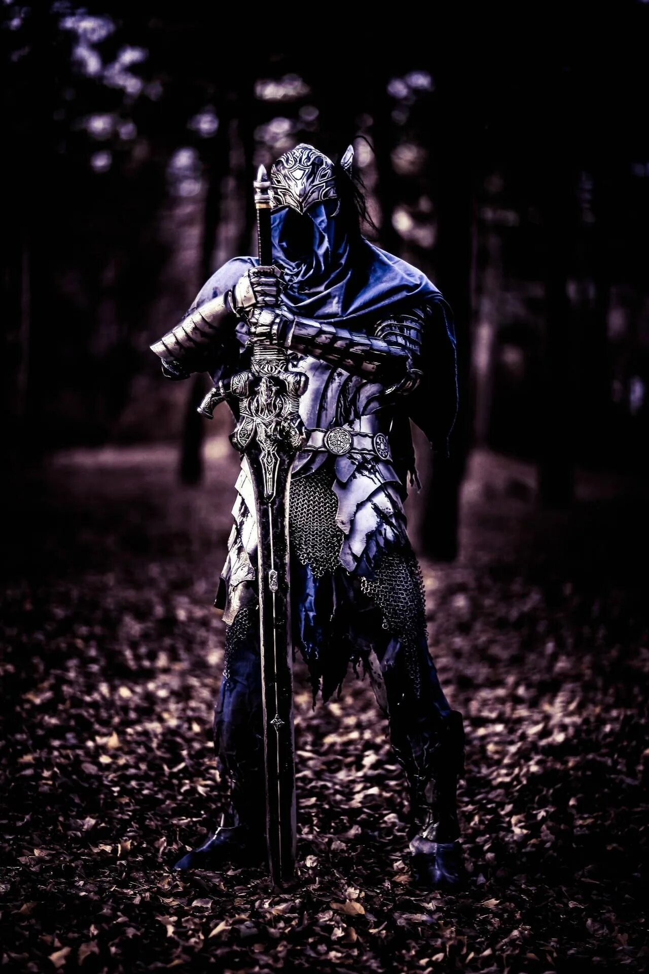 Dark cosplay. Арториас Cosplay. Dark Souls Арториас косплей. Дарк соулс косплей Арториас. Рыцарь Арториас косплей.