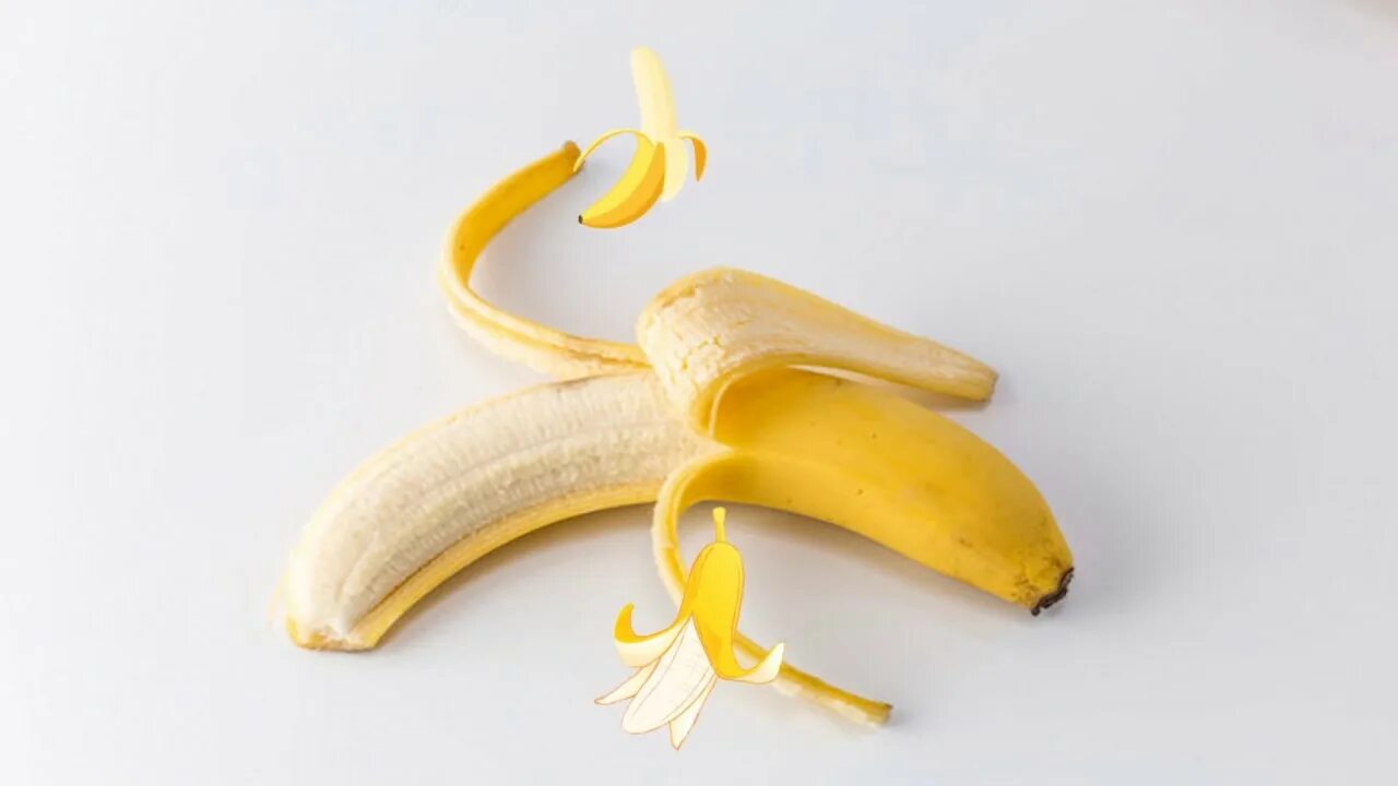 Видео где банан. Банан очищенный. Банан открытый. Разрезанный банан. Кусочки банана.