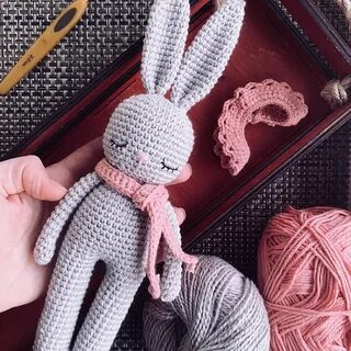 Игрушки связанные крючком заяц