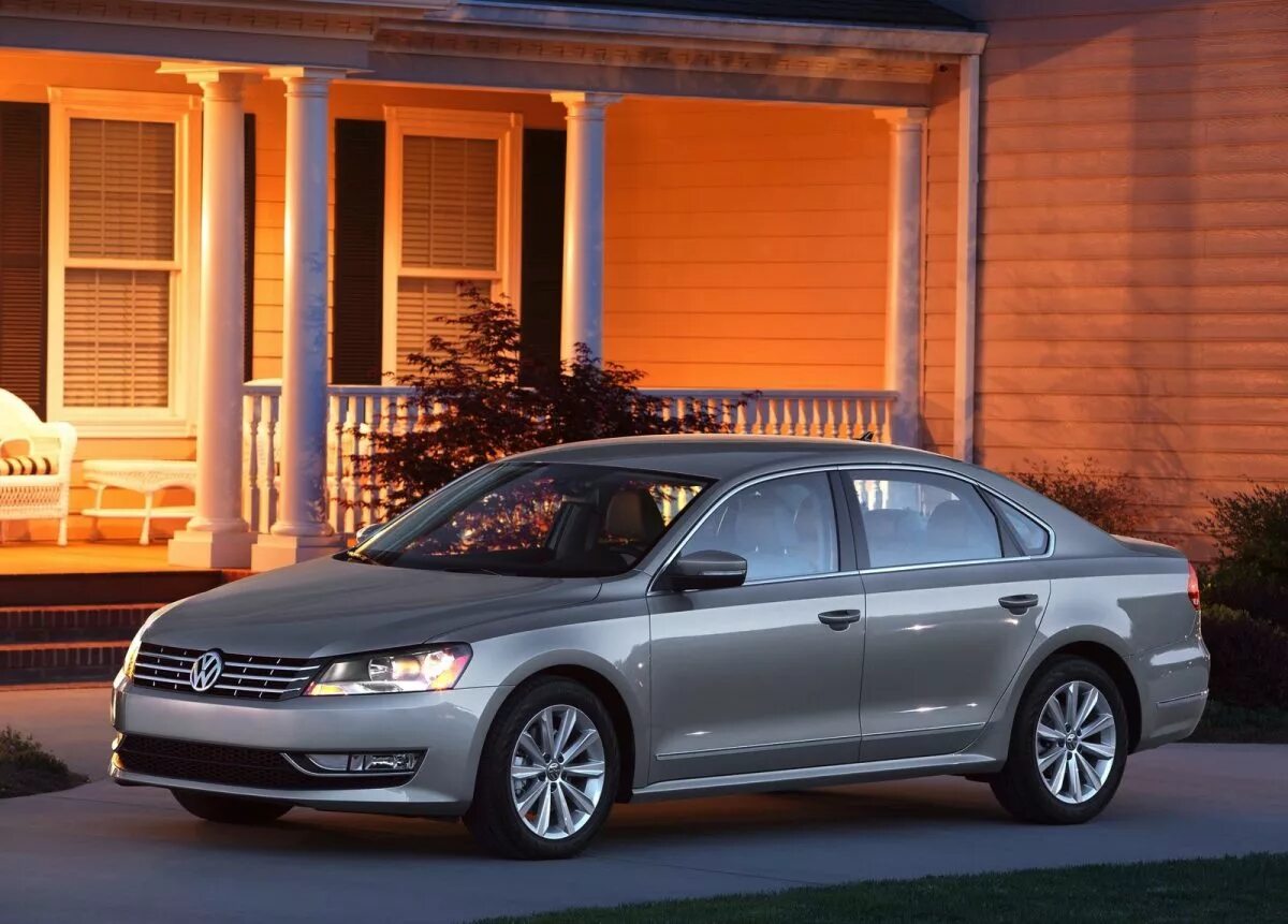 Passat седан. Volkswagen Passat седан. Фольксваген Пассат седан 2012. Volkswagen Passat North America. Фольсыанен Пасат Сеган.