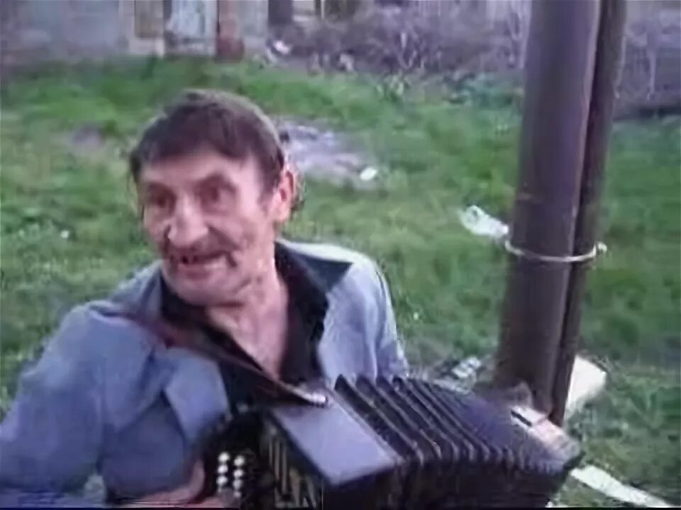 Фото дяди. Горько дядя толя из туапсе. С племянницей на даче. Дядя сережа блоггер. Видео русский дядя.