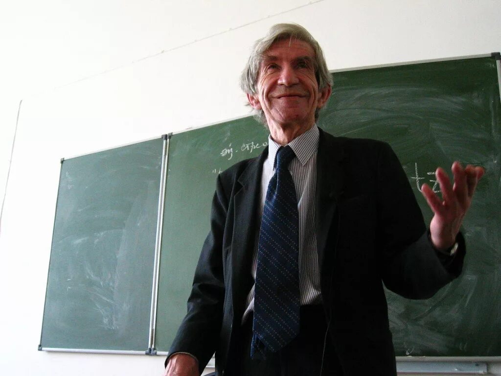 Филолог и лингвист. Андрей зализняк. Знаменитые лингвисты. Молодежь 21 века. Филолог человек.