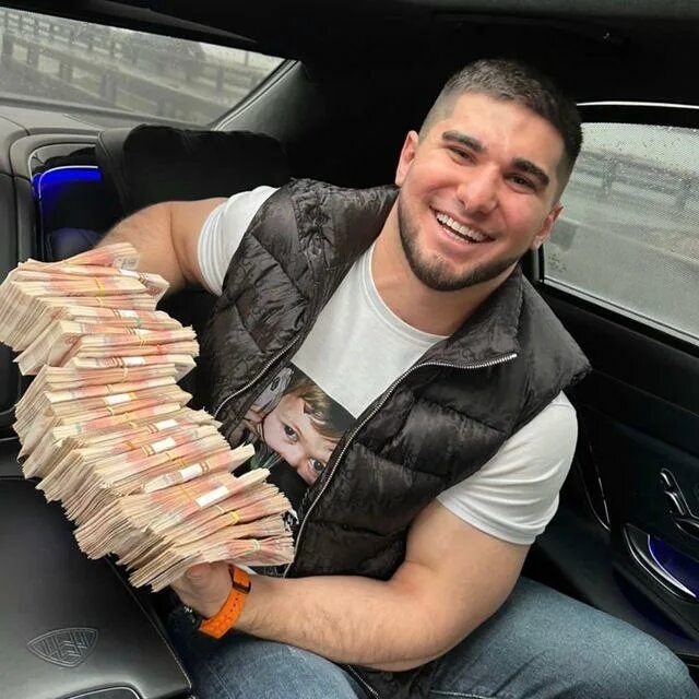 Асхаб тамаев шея. Асхаб тамаев дом. Асхаба тамаева. Дибир тамаев. Асхаб тамаев.