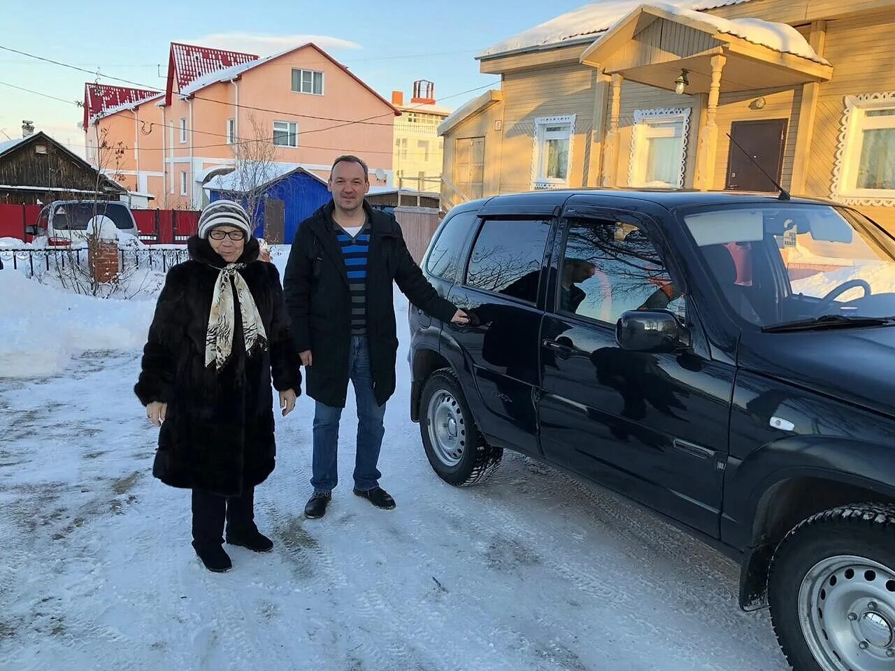 Жизнь в Салехарде. Салехард люди. Социальное такси ЯНАО.