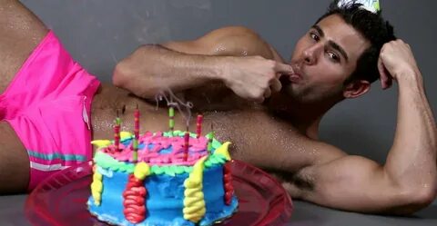 Голые Фото Мужчин С Днем Рождения.