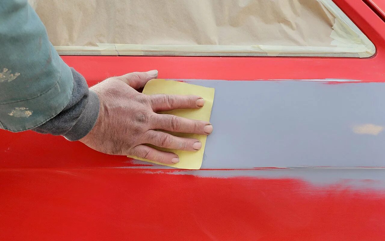 Резиновая краска перед покраской грунтуют. Номер наждачки перед покраской. какими наждачками подготавливать машину к покраске переходом. адгезия для покраски авто. полностью грунтовка на машине.