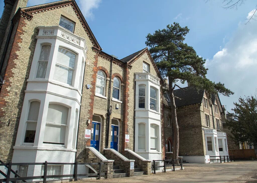 Город филадельфия школа овербрук. Select school. Select school. Select school. Cambridge school англия.