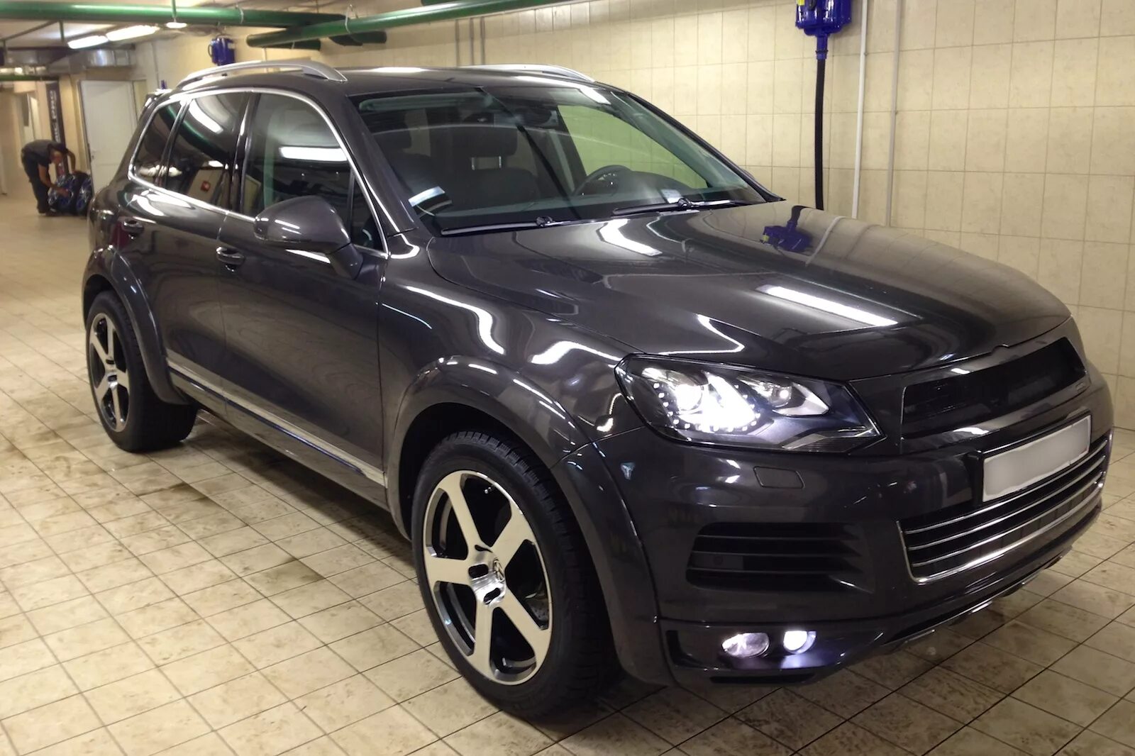 Диски туарег нф. Touareg nf диски r20. r20 туарег nf. touareg nf r22. volkswagen touareg nf диски.