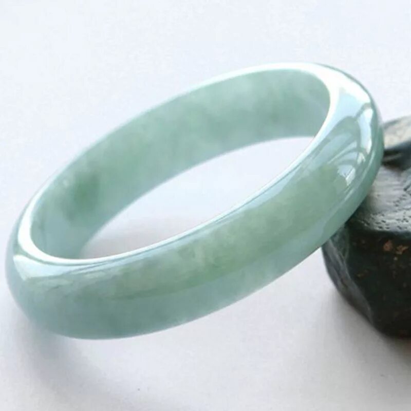 Браслет с яшмой и нефритом. Джейд армор и нефритовый браслет картинки. Персидский нефрит браслет. Браслет с жадеитом зеленым. Джейд армор и нефритовый браслет картинки.