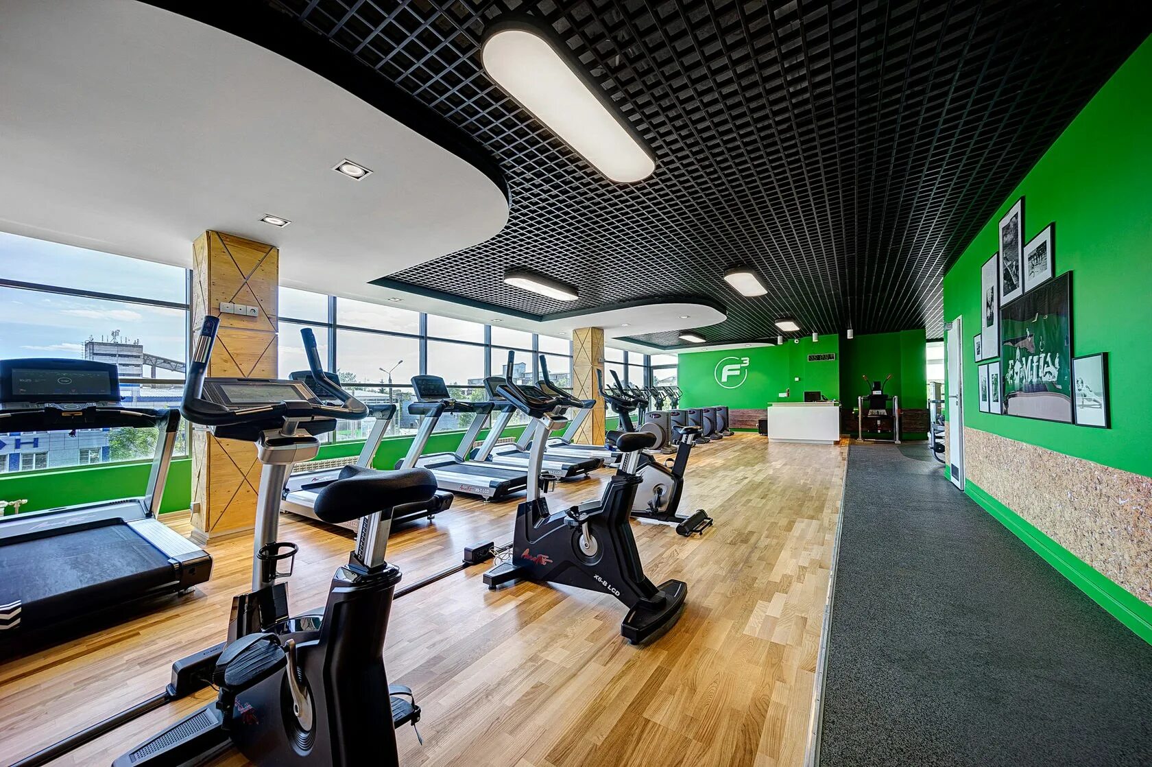 Fit lounge