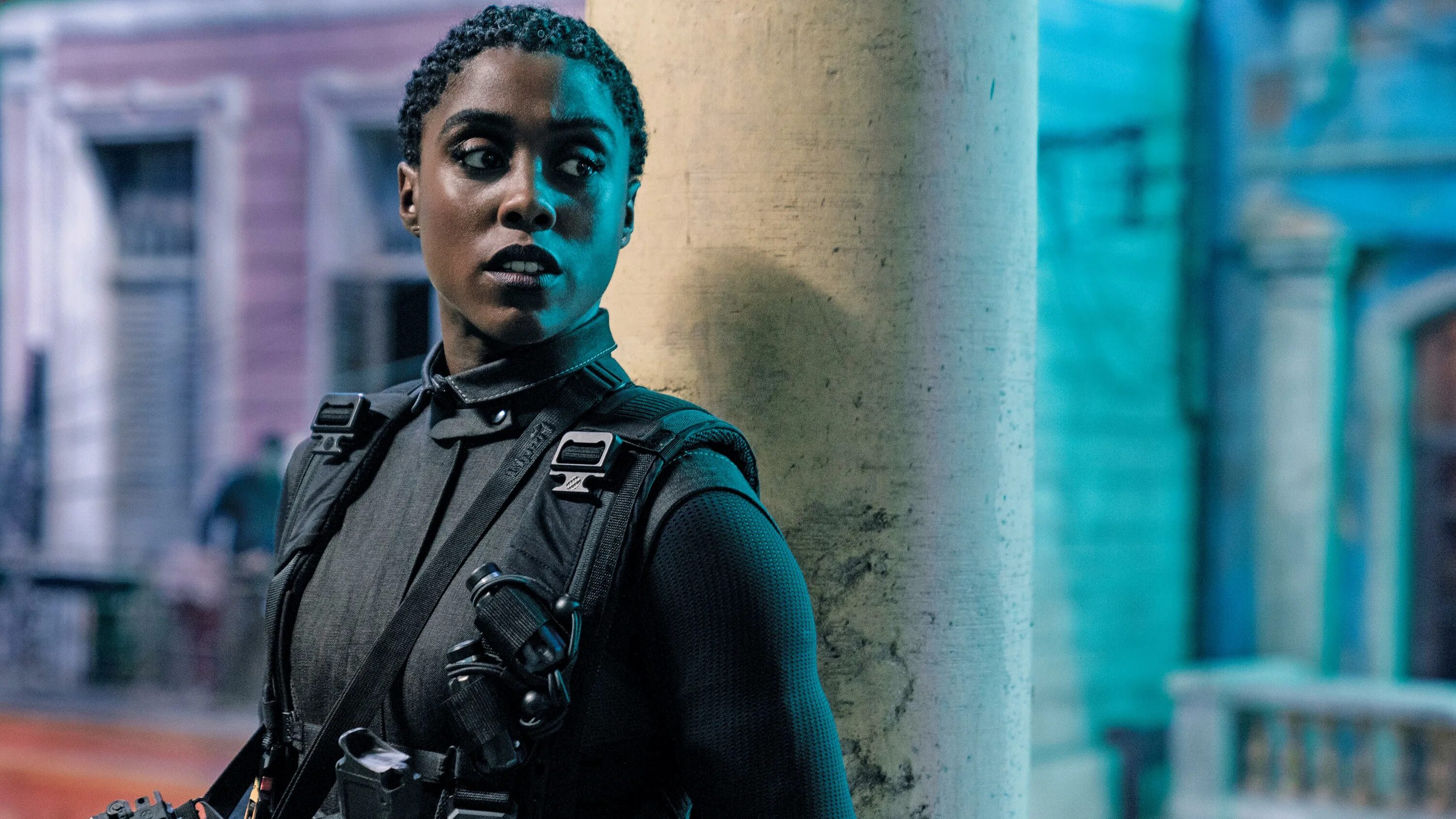 007 женщина. Агент 007 женщина. Лашана линч 007 агент. 007 женщина. Lashana lynch 007.