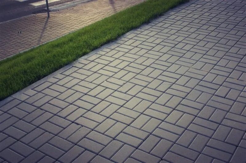 Тротуарная плитка 8 кирпичей 400х400х50 серая. 6к7 плитка тротуарная. Тротуарная плитка 8 кирпичей 300*300*30. Тротуарная плитка 40*40*5 8 кирпичей крупная шагрень. Плитка тротуарная калифорния 400 400.