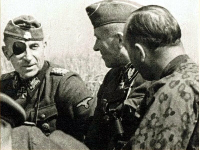 Пауль Хауссер войска СС. Пауль папа Хауссер. Пауль Хауссер 1943.