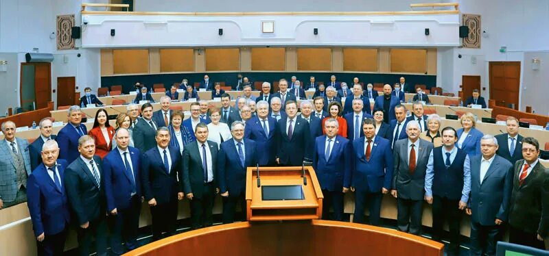 депутаты самарской губернской думы. депутаты самарской губернской думы алексей. депутаты самарской губернской думы 7 созыв. самарская губернская дума зал заседаний. котельников г.