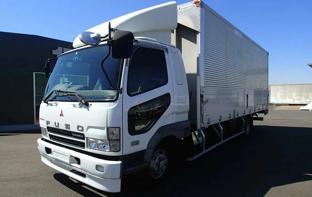 Фусо грузовик. Грузовик Fuso Canter. Fuso Mitsubishi 5т. Mitsubishi Fuso Canter, 2003. Митсубиси Фусо фургон.