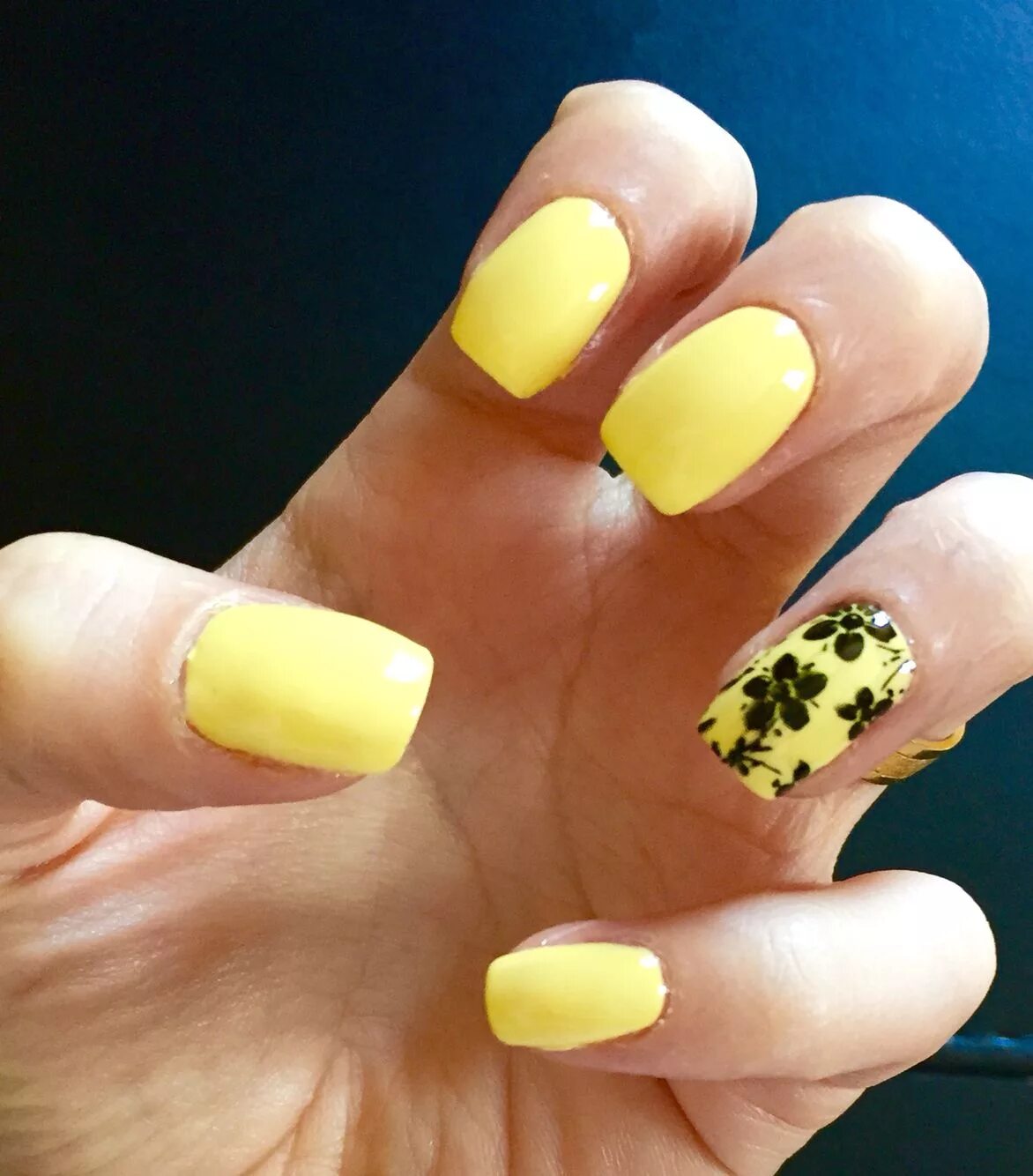 Fashionable ideas for yellow manicure Гвоздь, Желтый маникюр, Желтые ногти