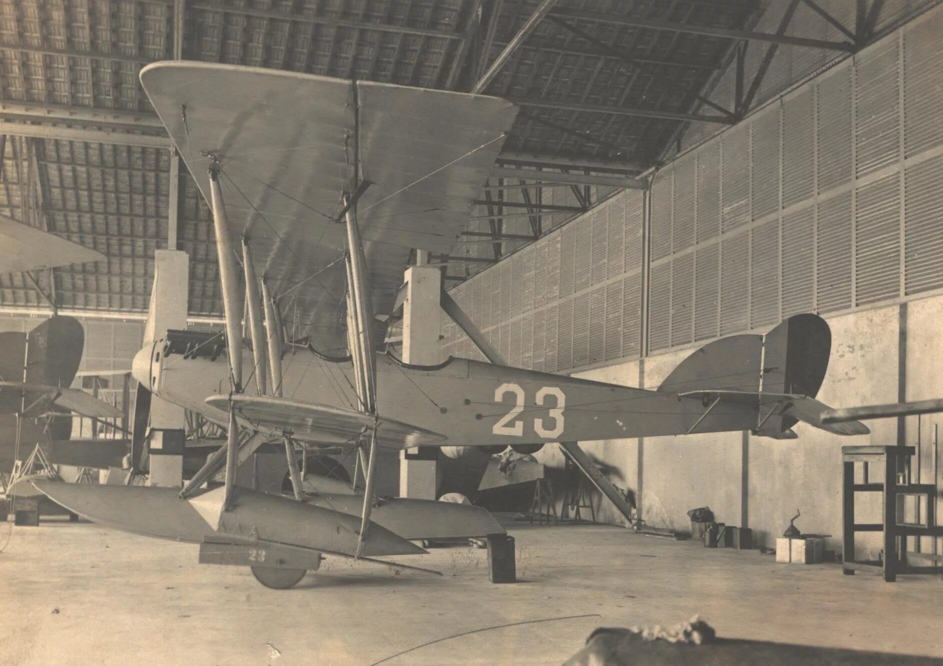 Curtiss Model R, Вспомогательный самолет Энциклопедия военной техники
