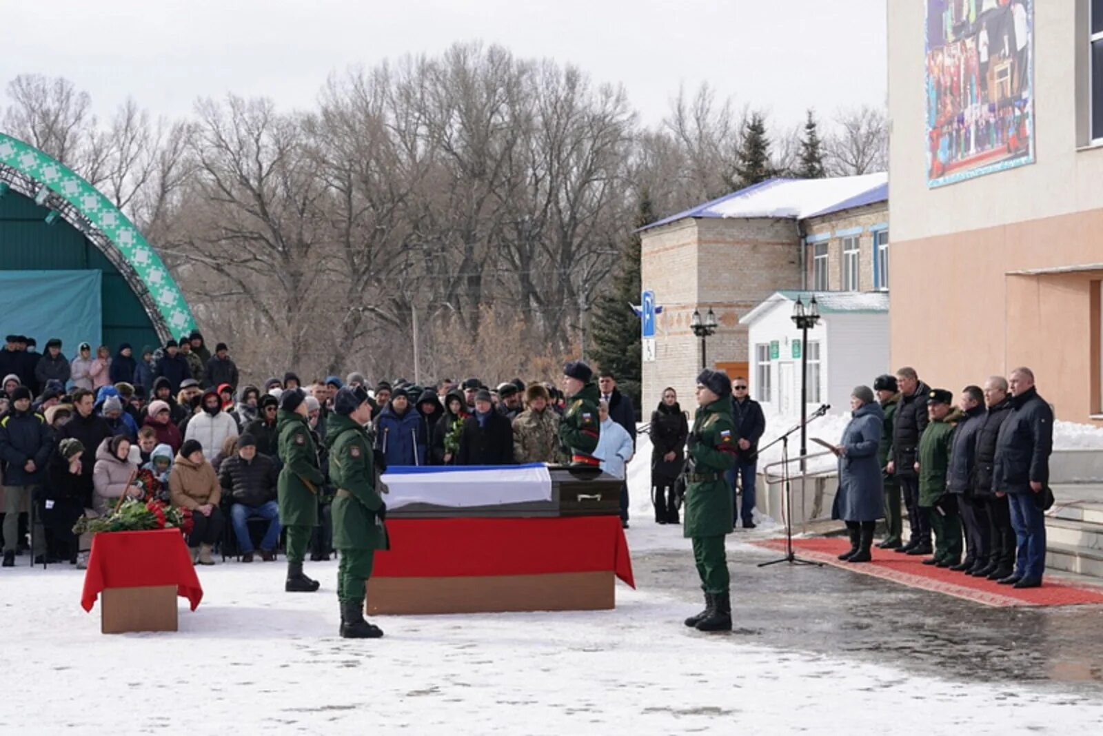 Похороны погибшего в Украине Башкирия. Похороны Алексея Кондратьева Зианчуринский район. Уроженцы башкортостана в битве за москвой