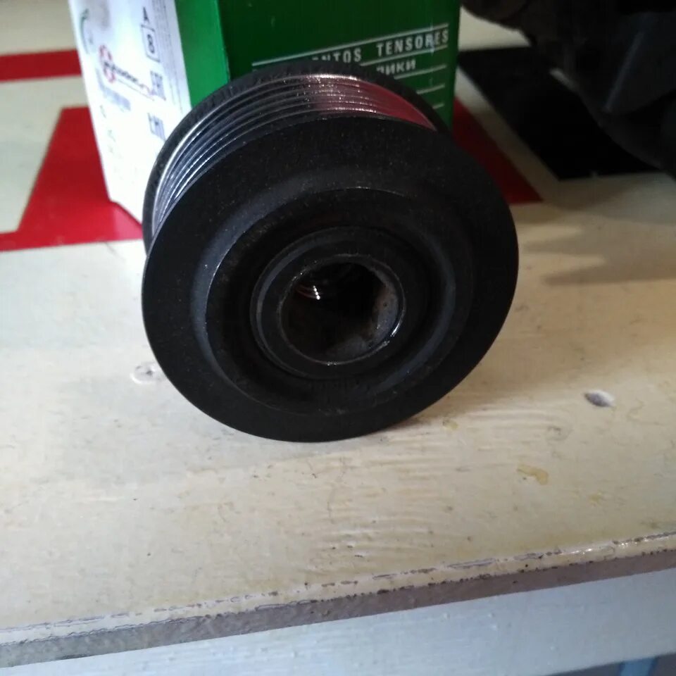 23151eb30a. 23150hz50a шкив генератора. Шкив генератора ниссан. Шкив генератора ниссан. Обгонная муфта генератора ниссан тиида латио 4вд.