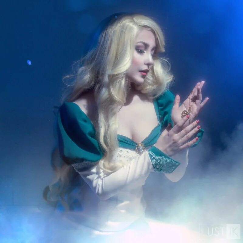 Zenescope красавица и чудовище. Красавица и чудовище белль 18. Вокалоиды хроники эвиллиоса уныние. Towergirls dragon на русском комикс. Princess of lust.