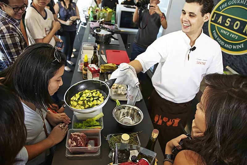 Фестиваль Foodie. Фестиваль гурманов. Singapore food Festival. Великий американский фестиваль гурманов. Всеядные гурманы приключение геншин