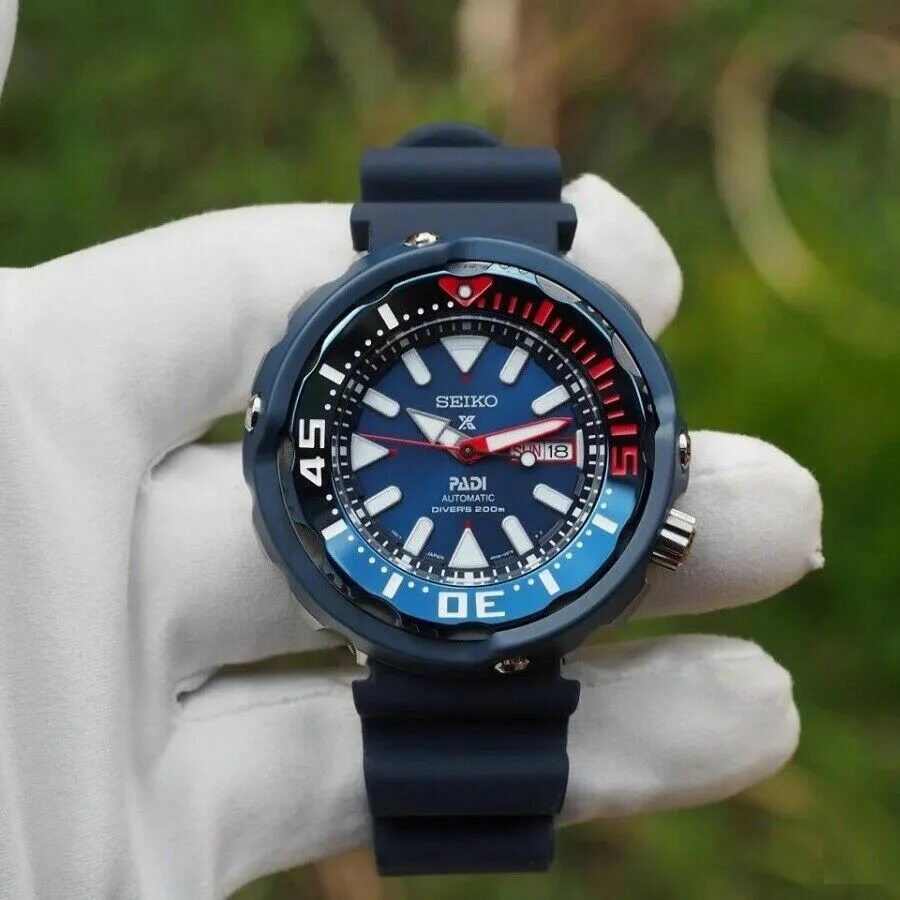 Час для дайвинга. Seiko special edition. часы дайверы. дайверские часы с безелем и трещеткой. дайверские часы с синим безелем.