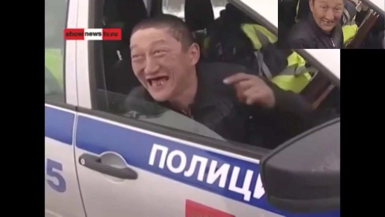 Песня чтоб слетели тапочки. Тапочки слетели. две тапочки слетели. тапочки слетели мем. 2 тапочки слетели мем.