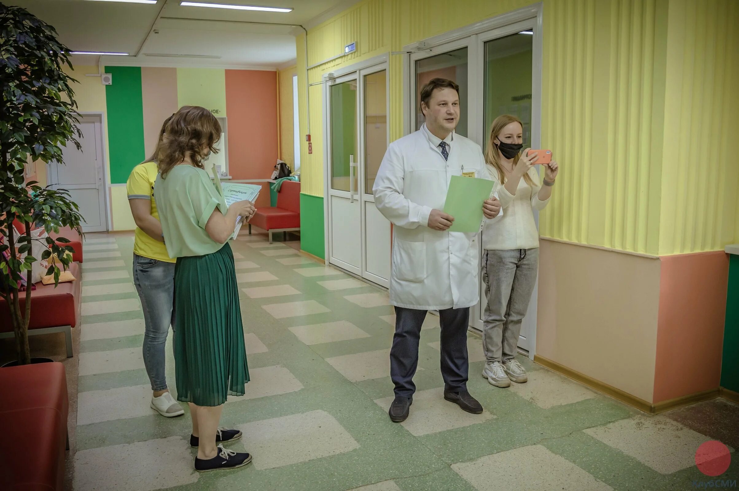 Ломоносова 54 северодвинск женская консультация. Северодвинск роддом на ломоносова. Врачи северодвинского роддома. Роддом северодвинск. Роддом северодвинск.