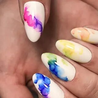 Акварельные капли