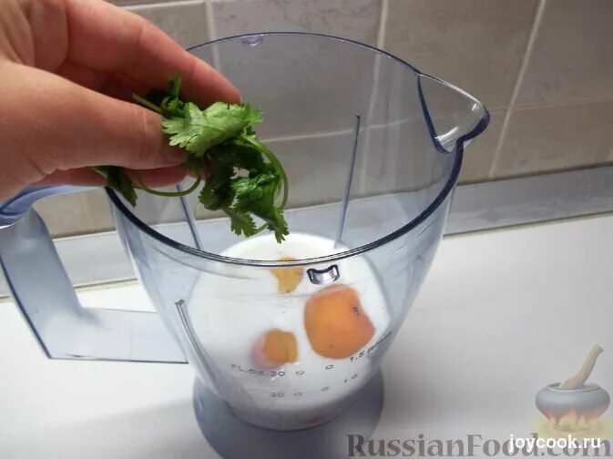 Кефир с абрикосом. Кефир с абрикосом