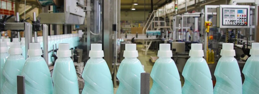 Завод по производству бытовой химии. Контрактное производство моющих. Цех по производству моющих средств. Завод бытовой химии. Завод бытовой химии.