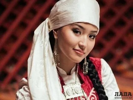 Колготкидегі трусики жоқ бейне