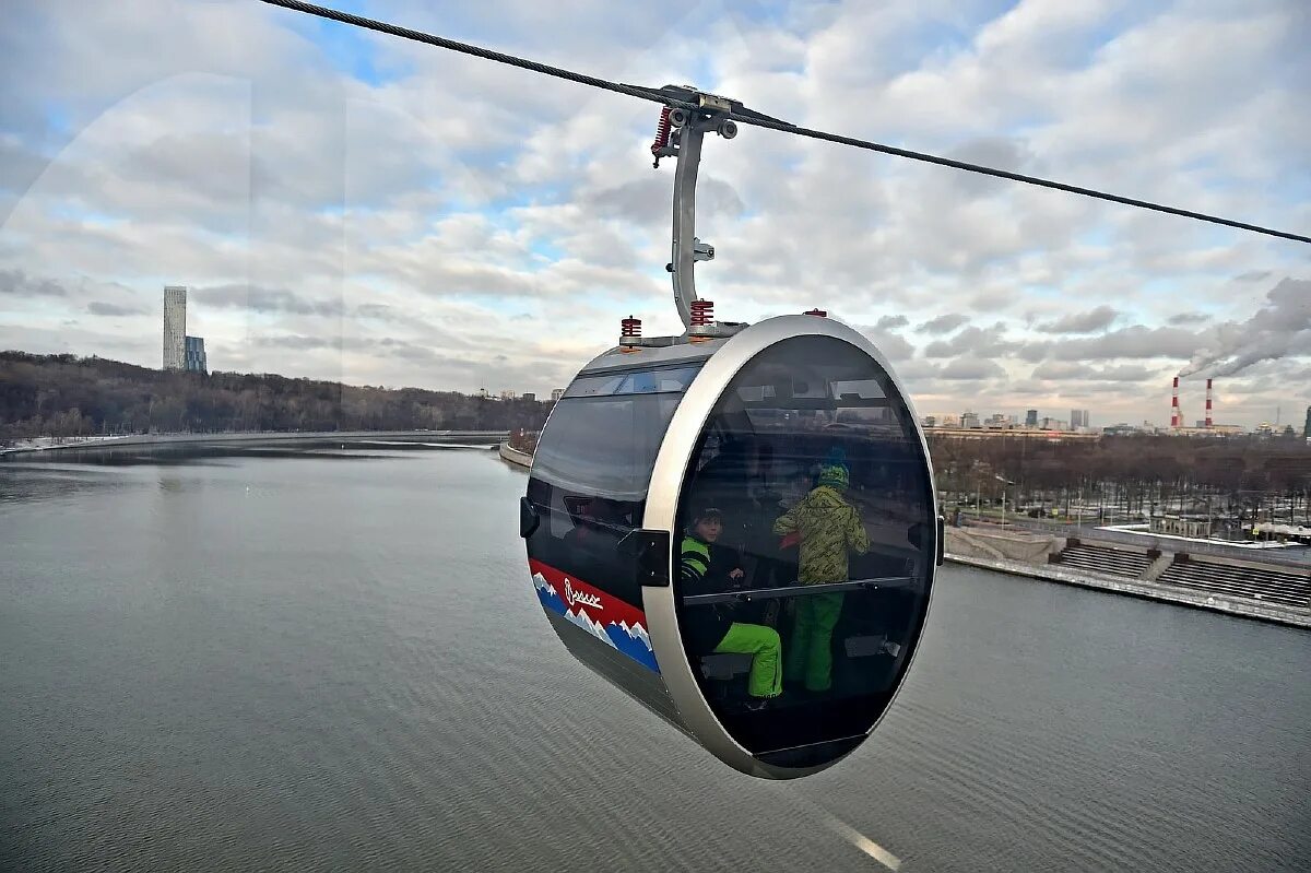 Воробьев гора канатная. Канатная дорога москва воробьевы горы. канатная дорога москва лужники. воробьевы горы в москве канатка. фуникулер лужники воробьевы горы.