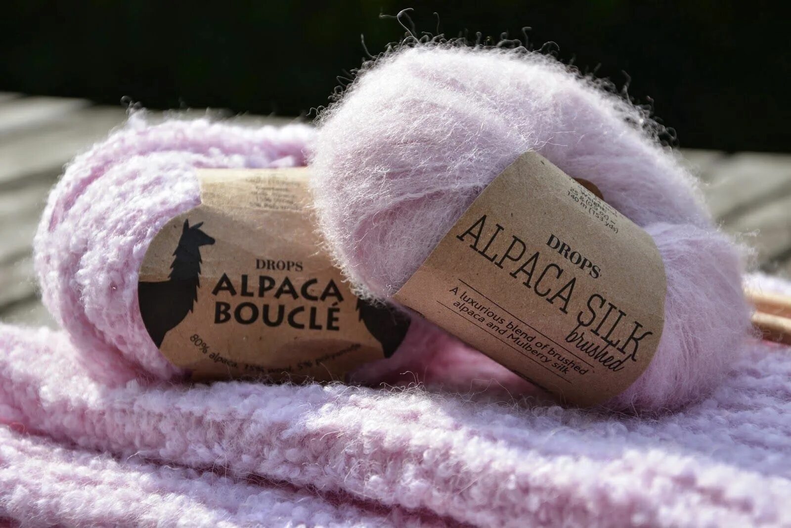 Дропс награды. Пряжа Drops Alpaca boucle. Пряжа Дропс альпака букле. Пряжа Drops Alpaca boucle палитра. Букле пряжа Дропс альпака палитра.